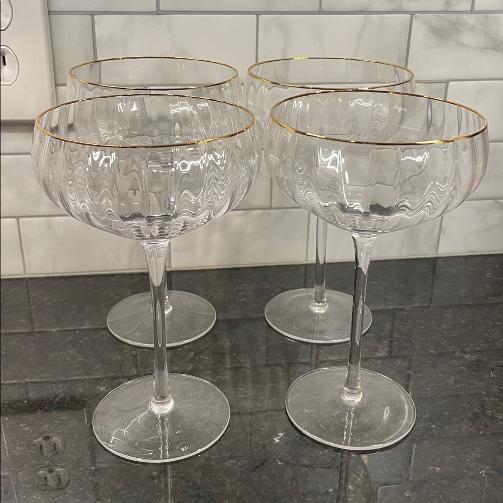 Elegant Gold Rim Rippled Coupe Glasses Set of 4